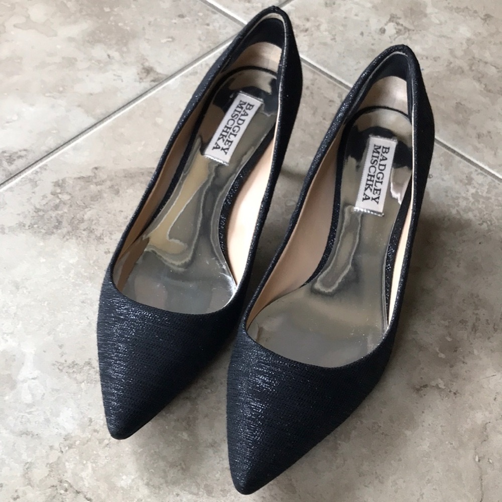 Badgley Mischka Pumps Black Kitten Heel Shoes Size 6.5